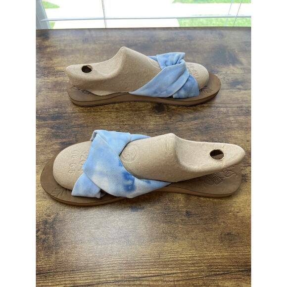 O'Rageous Womens 9 Blue Fabric Tie-Dye Knot Slip-In Sandals Summer Wear - Picture 2 of 6